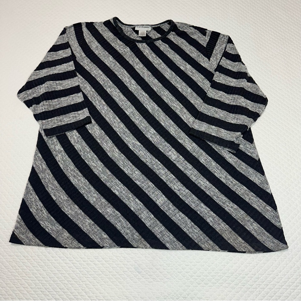 C.O. Daniel’s Striped Black and Gray Sweater Sz 1x